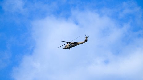 Хеликоптер се разби в Катар, има  шестима загинали