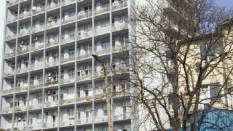 Бит от фенове шофьор на автобус е приет в "Пирогов"