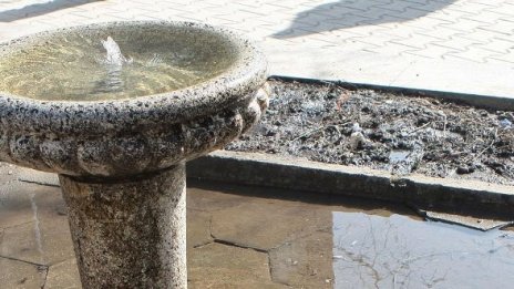Заради ремонти спира водата на места в София