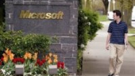 Зашеметиха Microsoft с нечовешка глоба