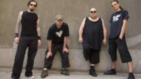 Фънки и Alien Industry ще подгряват Ministry в София!