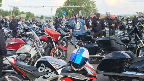 Мотористи протестират заради "Гражданска отговорност", блокираха бул. "Цар Освободител"