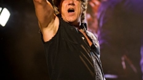 Брайън Джонсън от AC/DC: София, идваме!