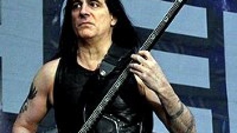 Joey DeMaio: В България се влюбваш по 200 пъти на ден