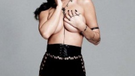 Katy Perry се разголи пред Esquire