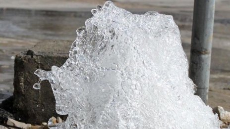 "Фондови жилища" без вода заради подмяна на кранове