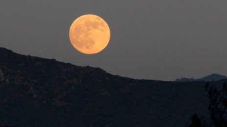 Последното за 2011 пълно лунно затъмнение е днес
