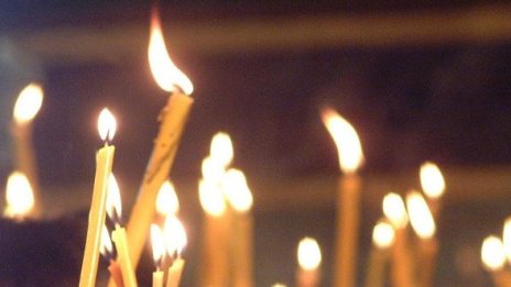 НАП ще рови за далавери в субсидията на Светия синод