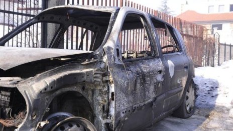 Два автомобила и каруца горяха през уикенда във Варна