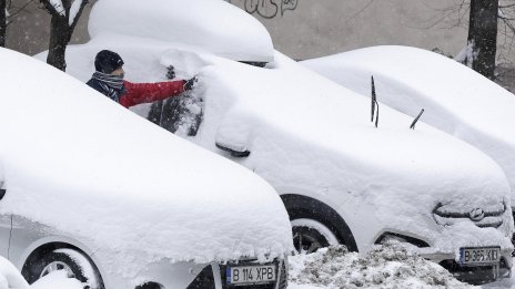 Нова студена вълна скова Румъния, в столицата снежната покривка е 15 см