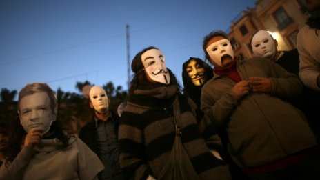 И Саркози - жертва на хакерската група Anonymous