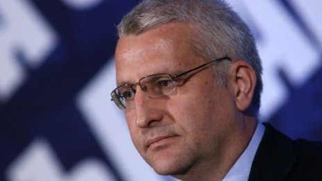 Плевнелиев говори като силен премиер с ясна визия, видя ДСБ  