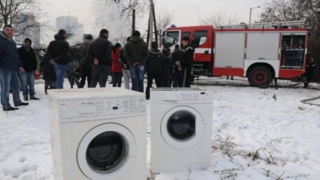 Четири ромски колиби горяха в квартал "Разсадника"