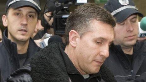 В съда нямали данни, че Кленовски имал фалшива лична карта
