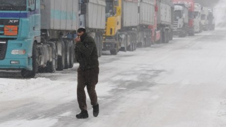 Пускат тировете в Западна България, бедстват в Шумен