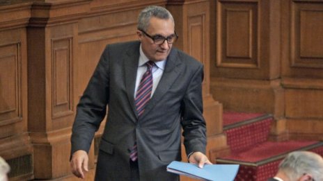 С чужда пита помен не се прави, възнегодува Костов