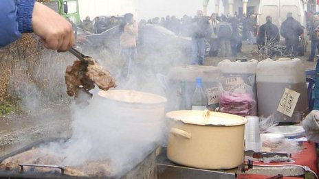 С мръвките &ndash; до днес. И така 8 седмици