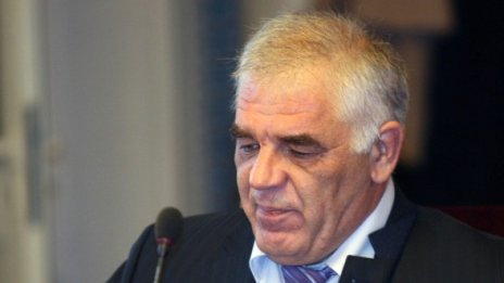 Ваньо Танов се разминава само с глоба