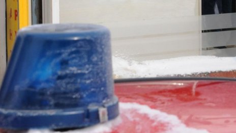 Студент със синя лампа свисти из Свищов