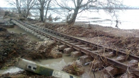 Пуснаха влаковете по линията Харманли &ndash; Любимец