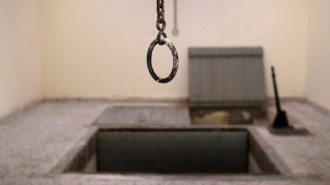 Интервю преди смъртта. Зловещо тв шоу е хит в Китай