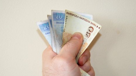 Закопчаха варненски общинар за изнудване на бизнесмен