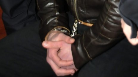 Задържаха мъж, убил съпругата си в Дупница 