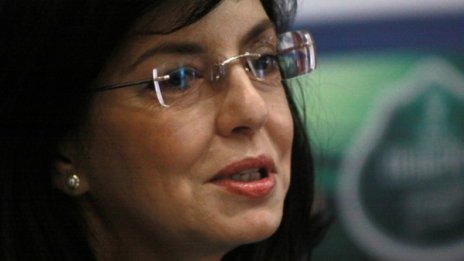 ЕК ще ни глобява всеки ден, предупреди Кунева