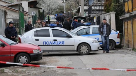 Няма преки свидетели на убийството на Лазов 