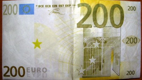 Бургазлия си напазарува с фалшива банкнота от ?200