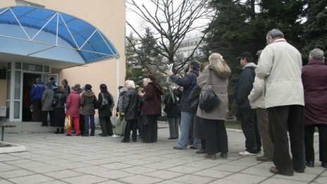 Край на опашките в данъчното, плащаме по интернет