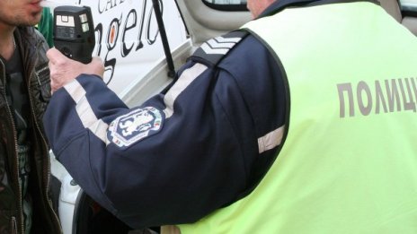 Родители спряха шофьор на автобус с алкохол в кръвта 
