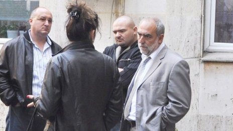 Трима по делото "Галеви" са в затвора, "братята" зачезнаха