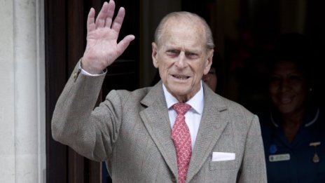 Изписаха от болницата принц Филип