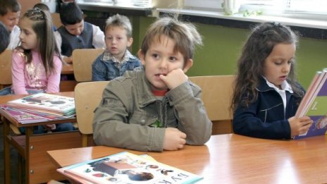 Днес е крайният срок за записване на първолаците 