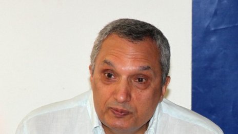 ГЕРБ прокарва лобистки закони, скочи Костов