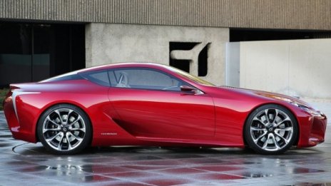 Toyota Supra в кожата на BMW 6-Series