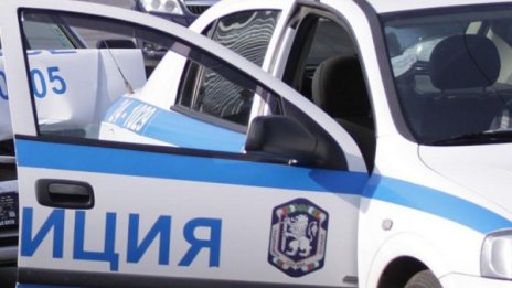 12-годишно с мотопед се блъсна в автобус 