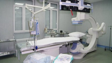 Не дават общо 10 бона на 4 болници заради нарушения 