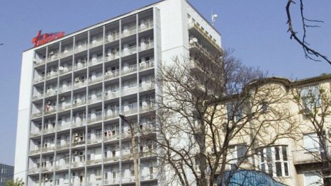 Едногодишно бебе се попари с вряла мазнина