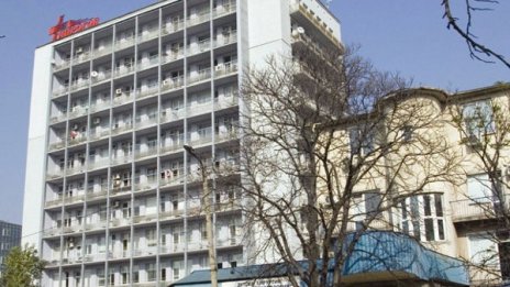 15-годишно момиче е с тежко химическо отравяне от пръскане на тютюн  