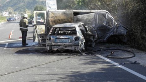 Трима души загинаха в катастрофи за денонощие 