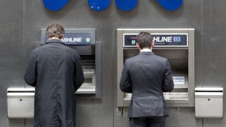 Осъдиха българин за източване на карти в САЩ