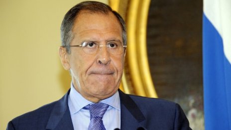 Наивно е да се мисли, че Асад първи ще спре огъня, смята Лавров 