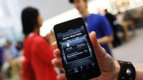 Новият iPhone може да не стигне до американците 