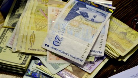 Данъчните спипаха 900 души, укрили  45 млн. лв. данъци 