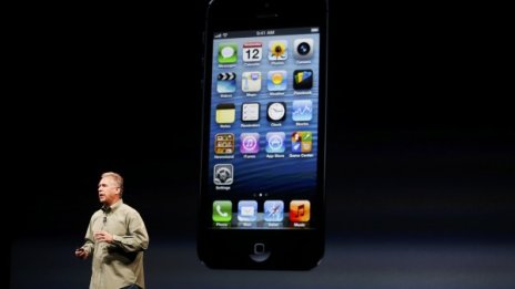 IPhone 5 е с по-голям екран и доста по-лек