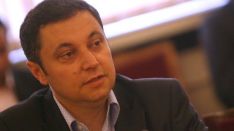 Корупционни скандали влизат в парламента 