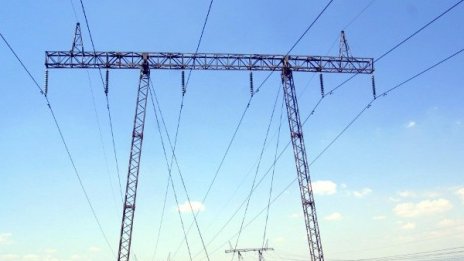 Токов удар уби мъж по време на кражба на кабел в Шуменско 