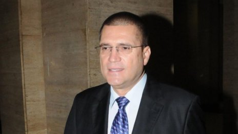 Цонев внесе документи за регистрация на "Нова алтернатива"